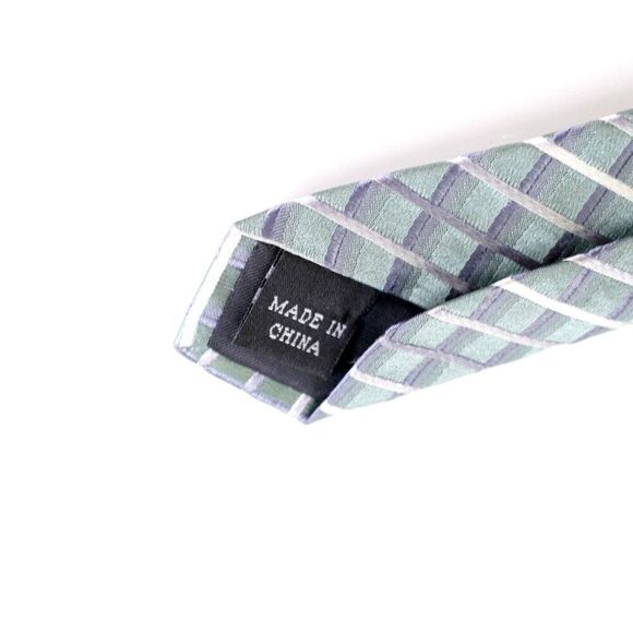 Kenneth Cole Reaction Green Gray Metallic Check Silk Tie - Picture 4 of 7